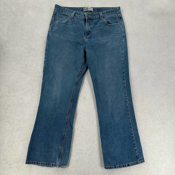 Levi's Blue Jeans Bootcut Mid Rise Ladies Denim Womens 14 Short‎ 34X28 - Picture 1 of 11